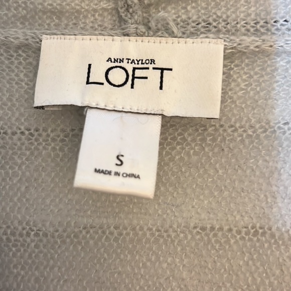 Ann Taylor Loft Sweater - Picture 2 of 6